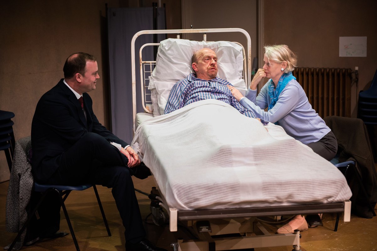 PlaygroundW10's tweet photo. #DramaAlert #Amazing #reviews ⭐️ ⭐️⭐️⭐️ for #MyBrothersKeeper
https://t.co/q6EURy089L BOOK #tickets #awardwinning #Writer #NigelWilliams #excellent #actors gripping #drama #comedy #Fringe #theatre @TintedFrame Closing 23 March https://t.co/7GSSnEWM3x