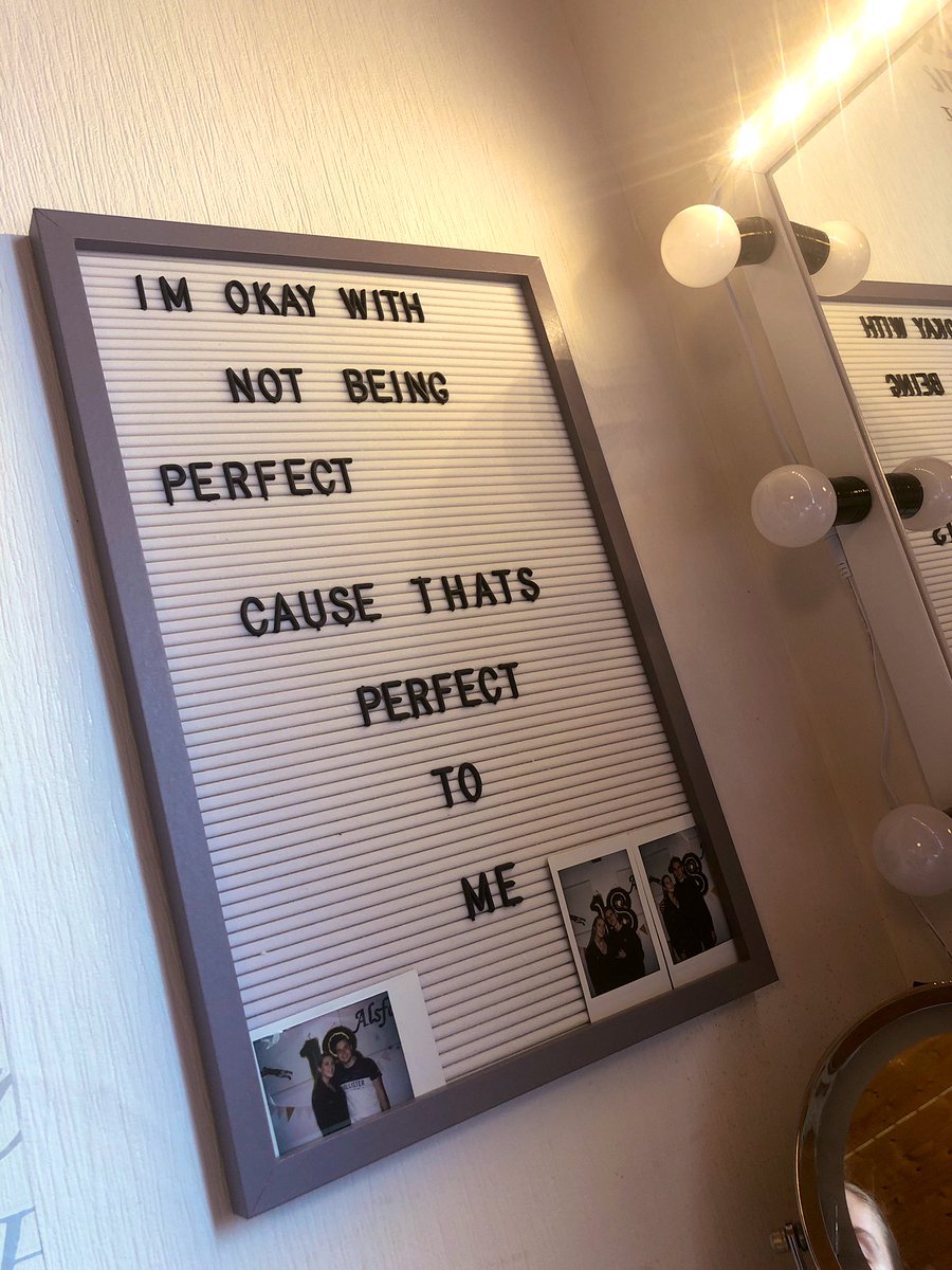 SelinaSindy's tweet photo. @AnneMarie ❤️ https://t.co/krxnj7TjPn