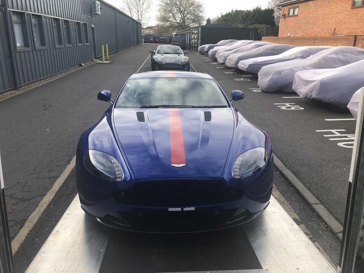 flat6logistics's tweet image. One of the last ever manual Aston Martin Vantage’s transported yesterday @AutoPap @OhsoretroEvents @TomHartleyjnr @harrismonkey @astonmartin