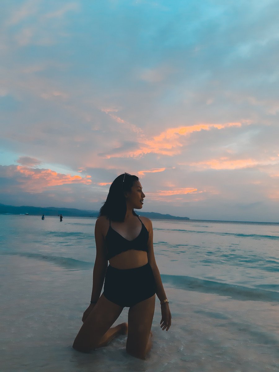 ihrasistible's tweet photo. Thread of photos for my 2019 hanash:

04-05 Jan 2019
Boracay, Malay, Aklan https://t.co/JzveJbafU8