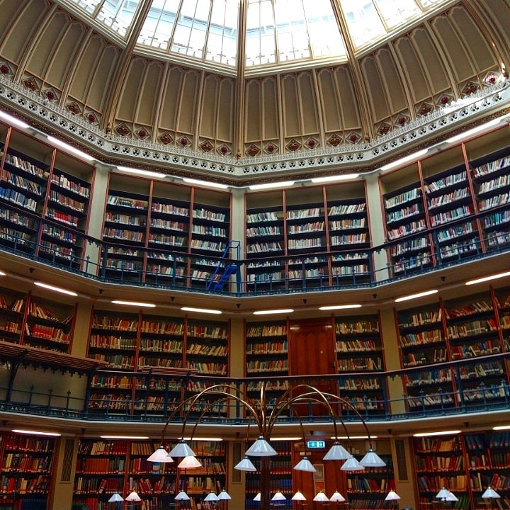 bit_yee96's tweet photo. I have always imagined that Paradise will be a kind of library. 📖📖📖 #library #paradise #booklovers #life #lifephotography #lifequotes #lifestyle #lifeblogger #lifestylephotographer #lifestory #lifestyleblogger #bloggerlife #blogger #love #windylife #forever #londonlife https://t.co/li5qANkKbf