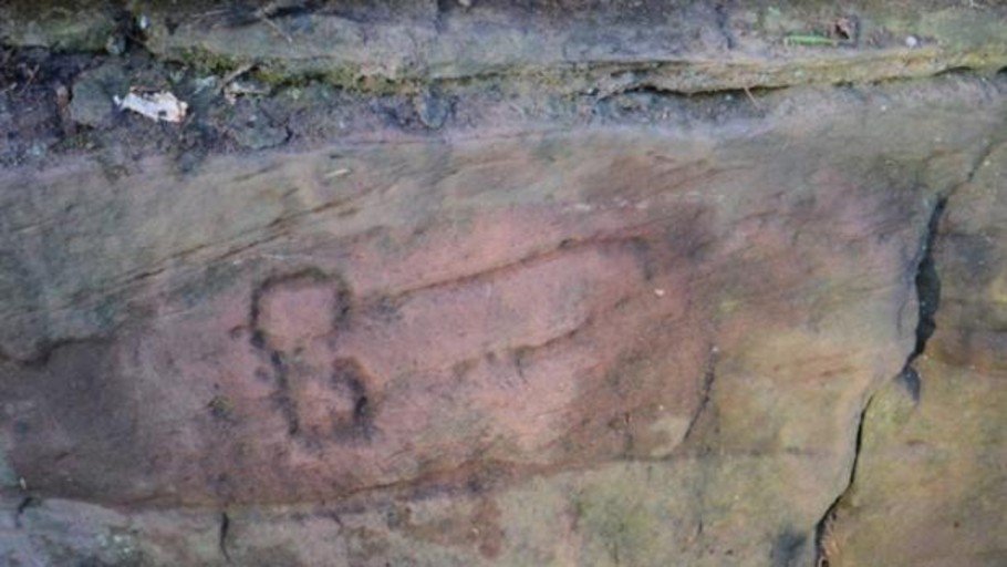 Encuentran un pene tallado hace 1.800 años cerca del Muro de Adriano cultura.abc.es/wankn3
