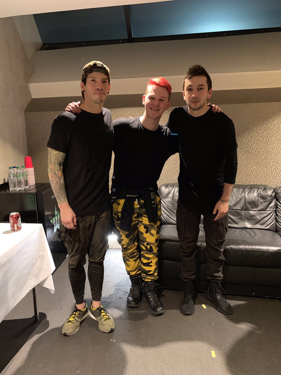 kian tweet media