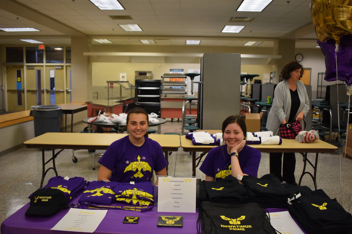 Hawktimus Prime 3229 tweet media