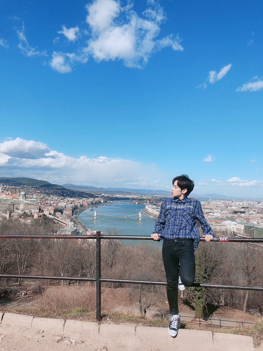 official_ACE7's tweet photo. [#에이스_김병관]
부다페스트 풍경 😫
So beautiful😫😫😫😫
#Hungary #Budapest https://t.co/ztabehwWVW