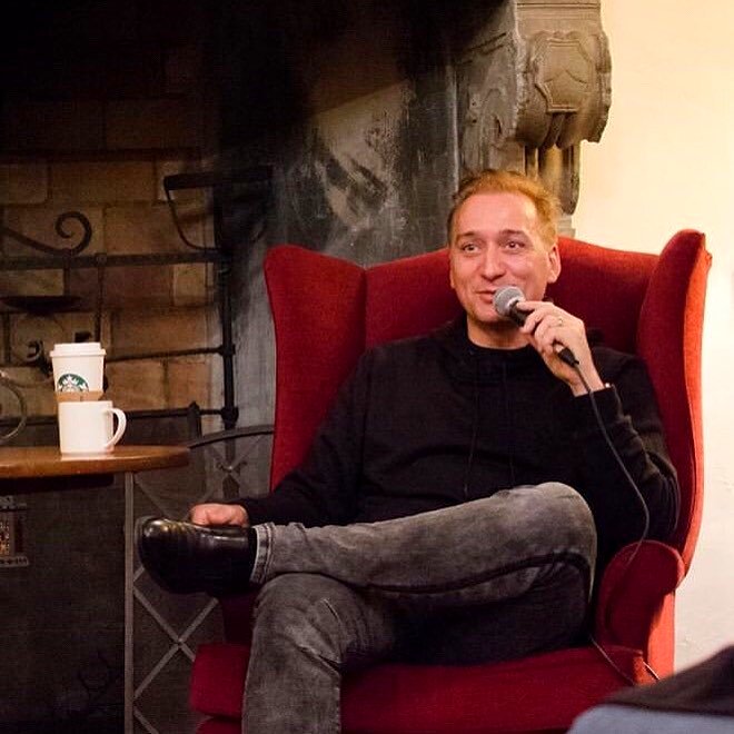 DFMDANCE's tweet photo. 😱 Paul van Dyk как бы объявляет last call! 💥 Последний шанс выиграть 2 билета на его концерт 7 марта в Москве!
❗ Подробности в группе DFM ВКонтакте!
#DFM #DFMDANCE #PaulvanDyk #Конкурс https://t.co/X4Rkj7Fdtv