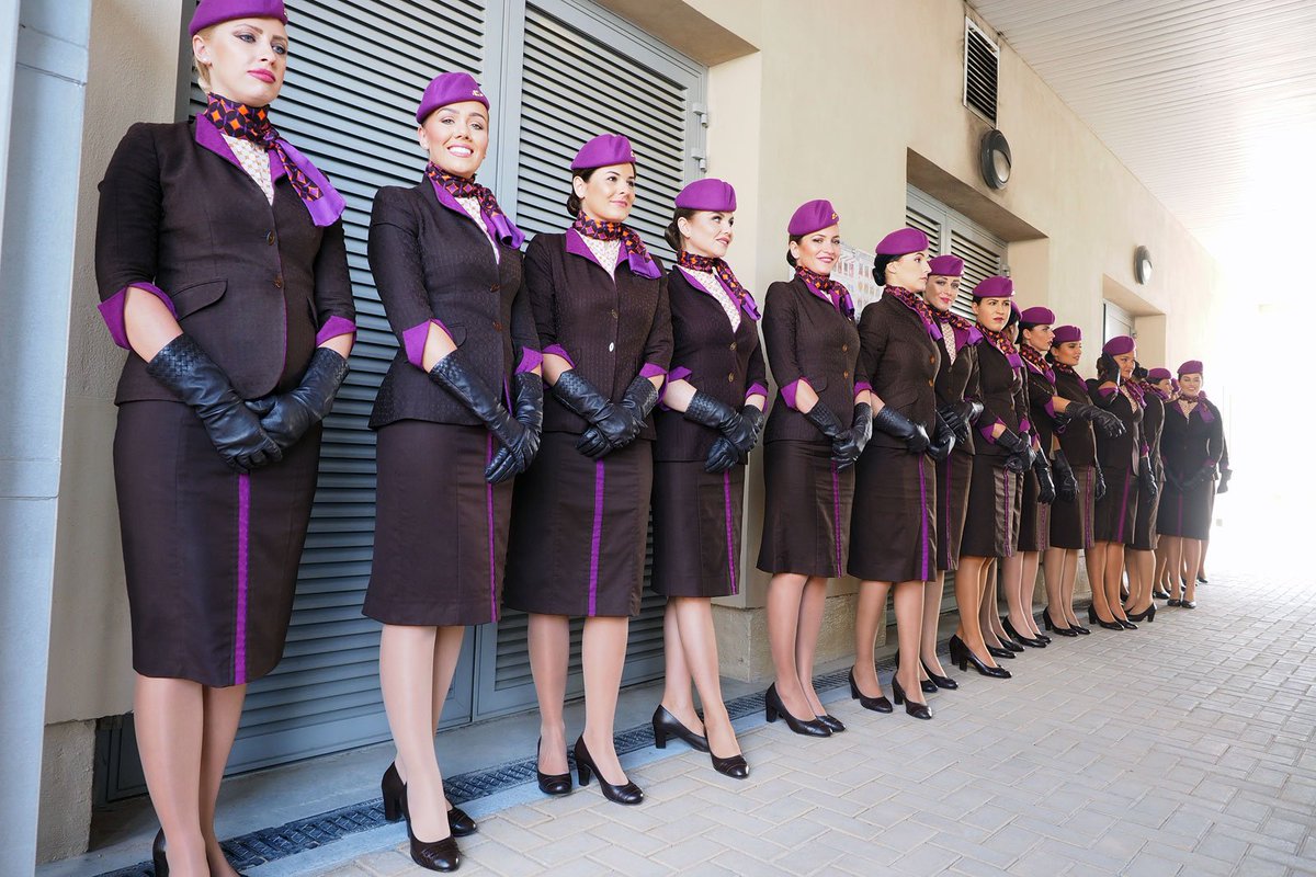 楠健吾 クスノキケンゴ スチュワーデスの日 ということらしいのでやはりここはエティハド航空のcaさんを推しておく ゾクゾクする