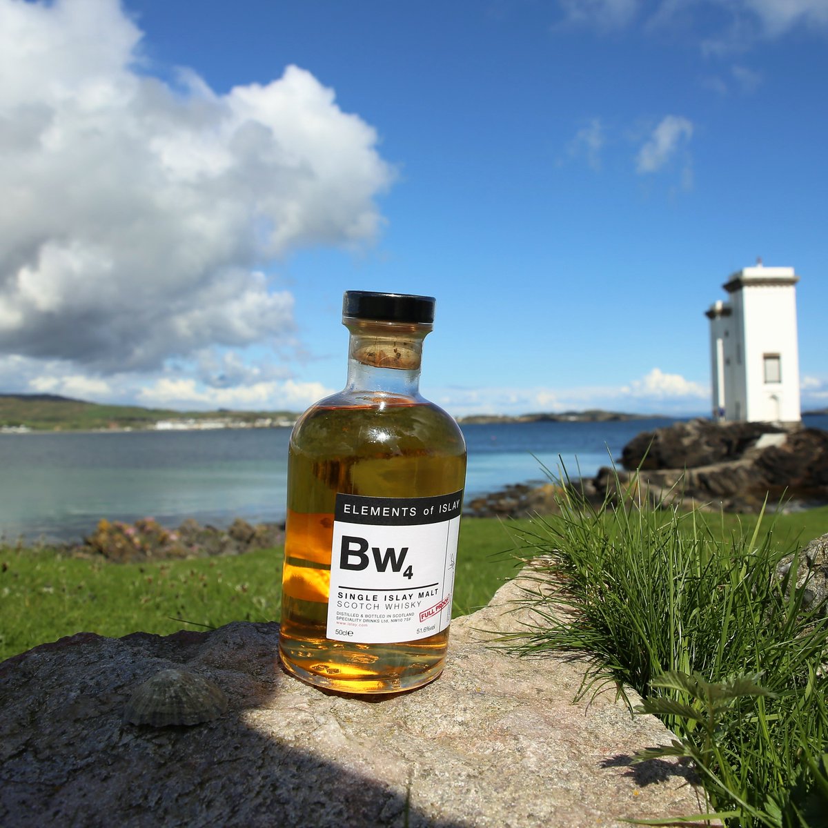 ElementsOfIslay's tweet image. Starting to feel like springtime yet? We're busy working on new releases for April - so watch this space. 

Perfect excuse to revisit a few older bottles, like this subtle and maritime Bw4. #elementsofislay #bowmore