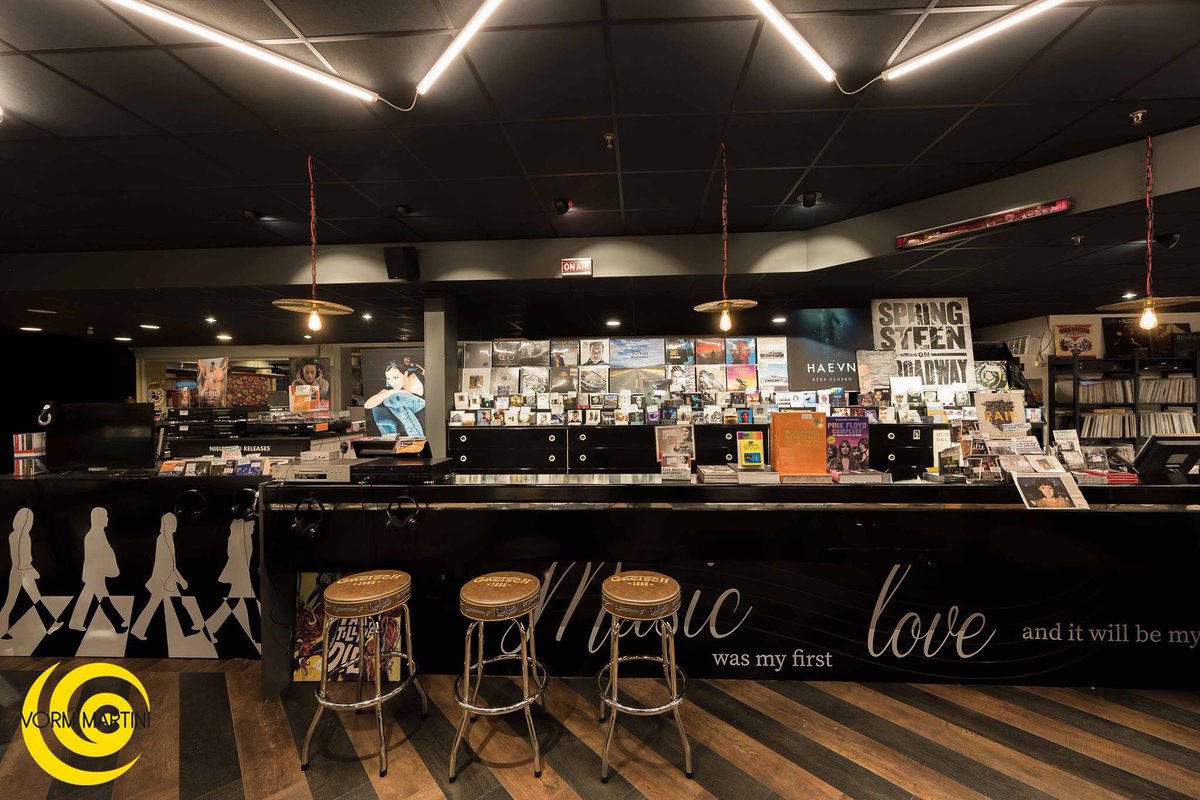 Vintagedrumlights tweet media