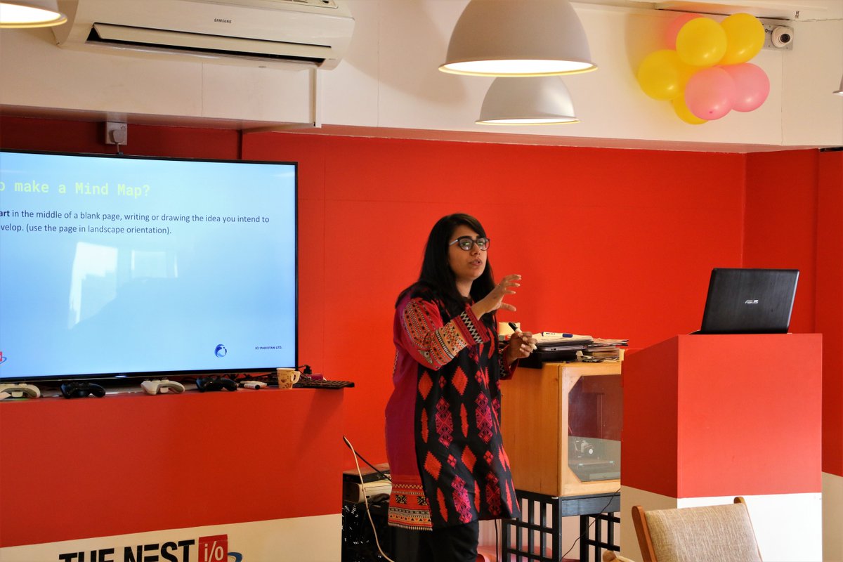 TheNestiO's tweet photo. Last session of the day! Akash Shaikh and Sabika Abbas engaged the participants of #ExploreChallenge in a mind mapping activity. https://t.co/mVPyBZ5xww