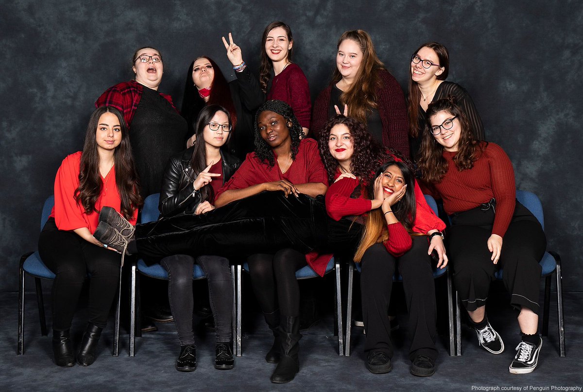 DMUStudentChoir's tweet photo. Some of our Student choir taking funny group photos. Wish you all could of been here! https://t.co/twtib7PeS7