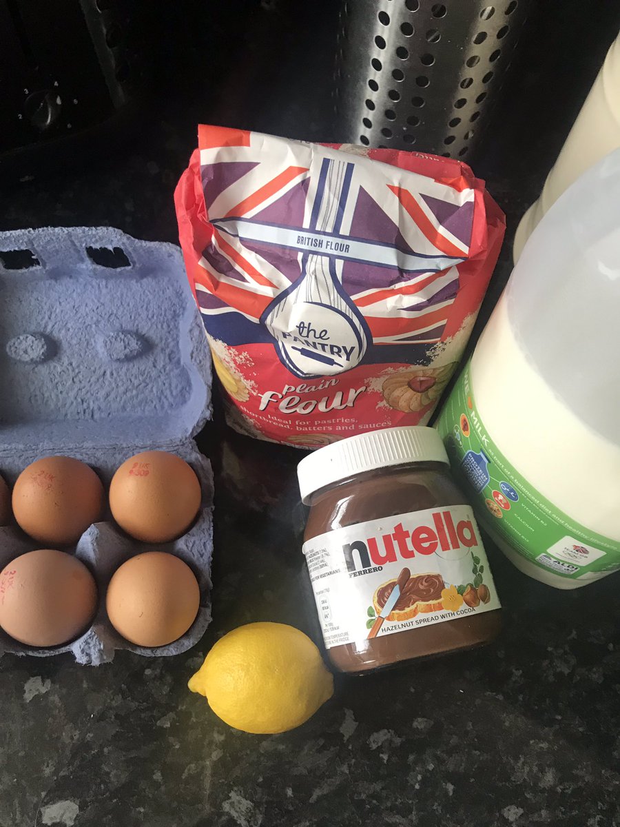 #PanCakeDay2019 #ShroveTuesday 

We’ve got the ingredients and looking forward to these tonight, love mine with a bit of Nutella and a squeeze of Lemon <a href="/NutellaGlobal/">Nutella</a>