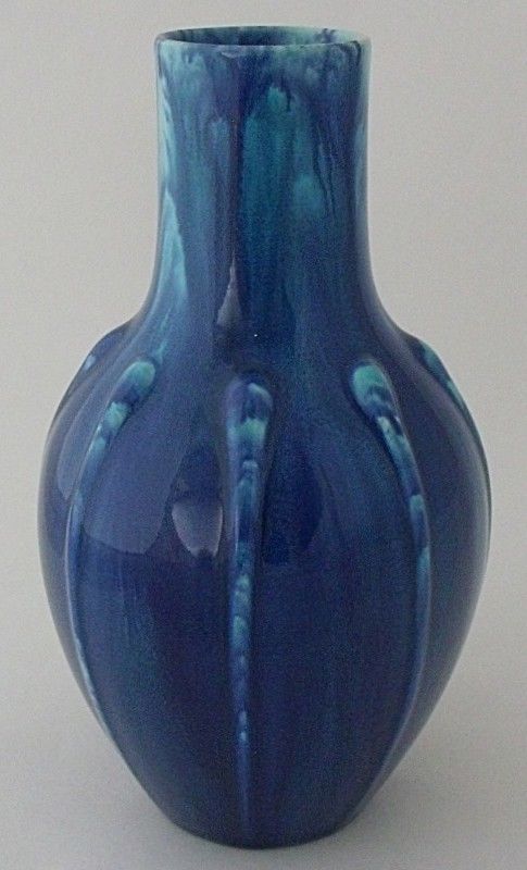 fineart_devon's tweet photo. A superb Pilkingtons Royal Lancastrian vase.

#pilkingtons #pilkingtonsroyallancastrian #royallancastrian #pottery #ceramics #antiques #vase #vases #interiors #interiorstyle #interiordesign https://t.co/XBoN7OpJPH