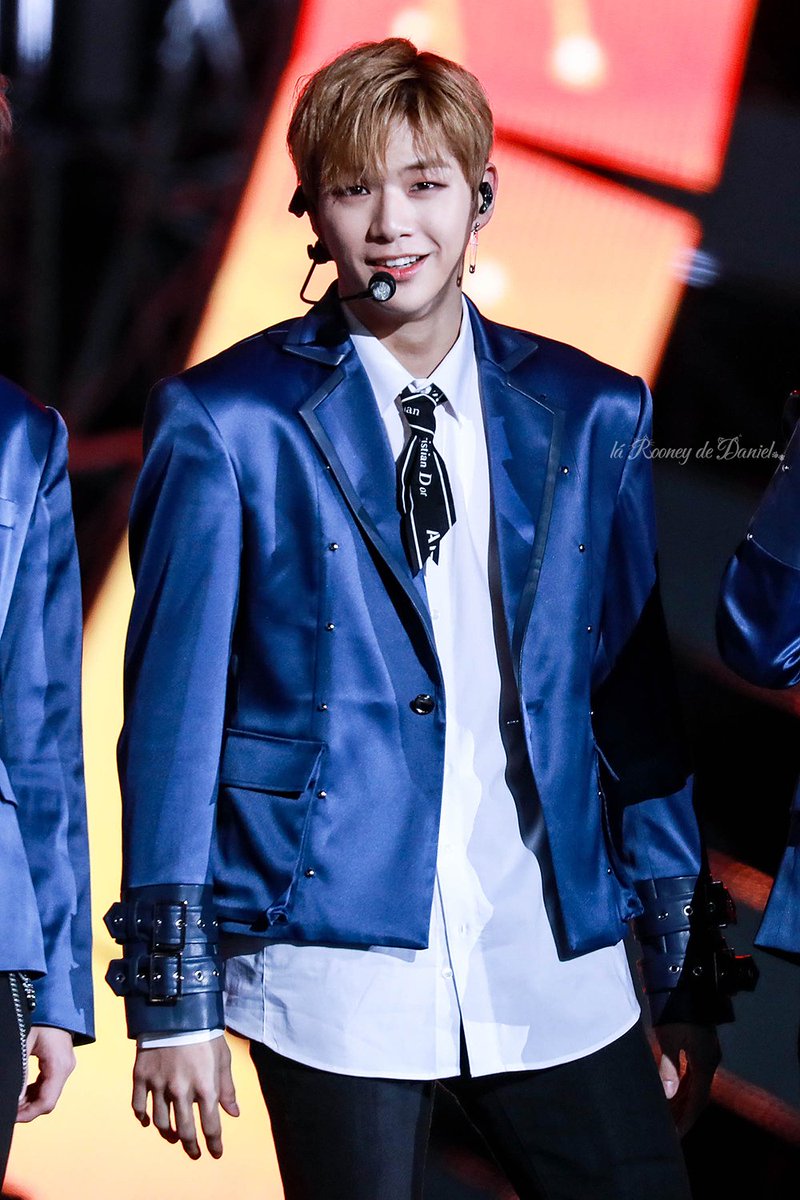 kangnunney's tweet photo. 강다니엘  응원해!!!!
#BeYourselfDaniel
#ForeverWithDaniel 
#WeTrustDaniel
#강다니엘 
#KangDaniel https://t.co/mFw8b90cOo