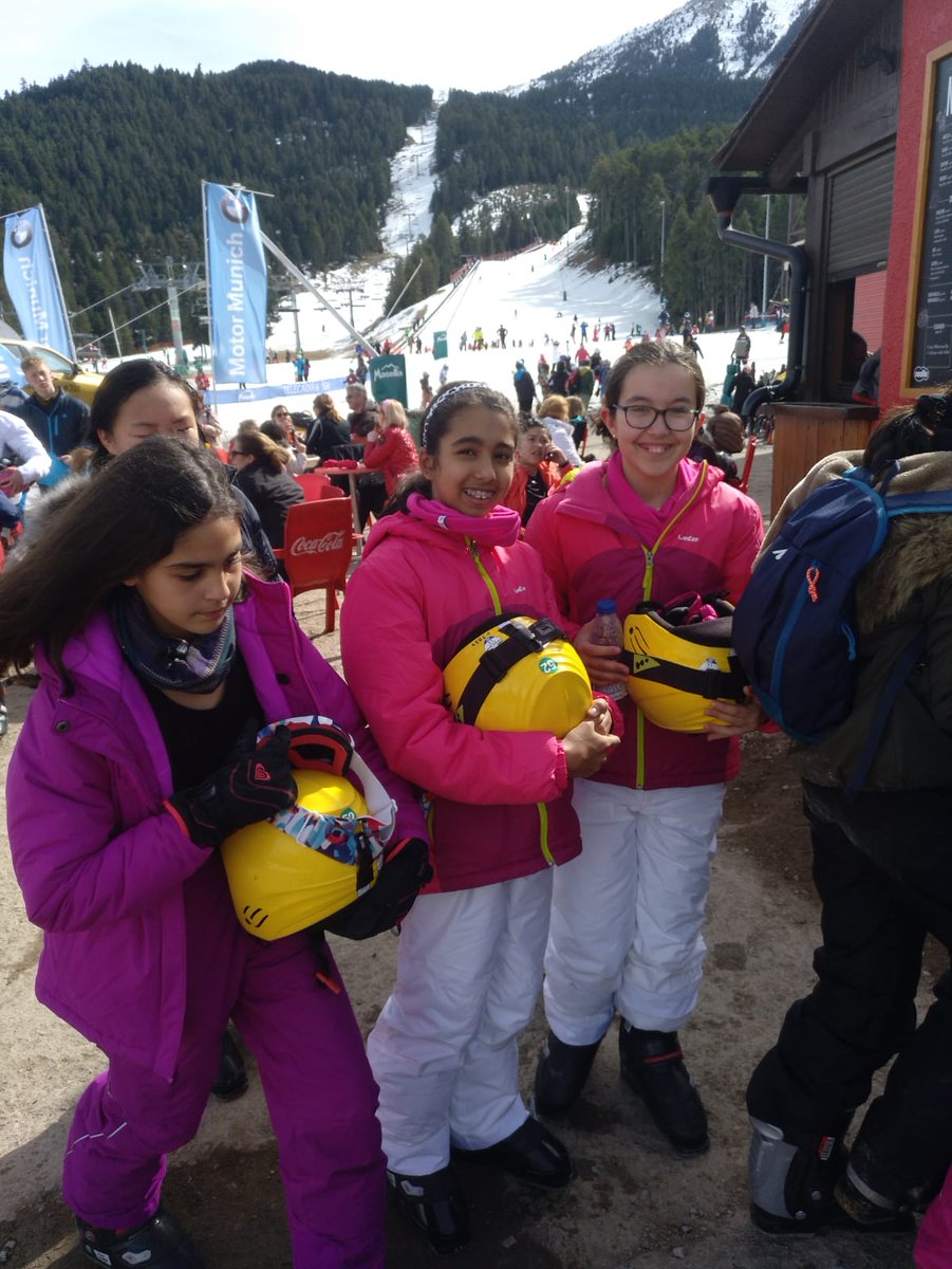 BSGCSkiTrip's tweet photo. https://t.co/nMa4VIThOk