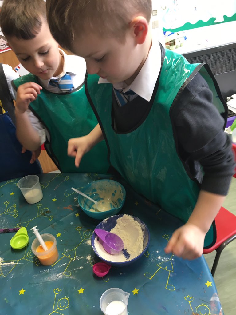 OurLadysPerth's tweet photo. Primary 1 have had so much fun measuring, mixing, making and eating delicious pancakes! #bakeoff
#pancakes
#creativebakers https://t.co/uaEhImib5e