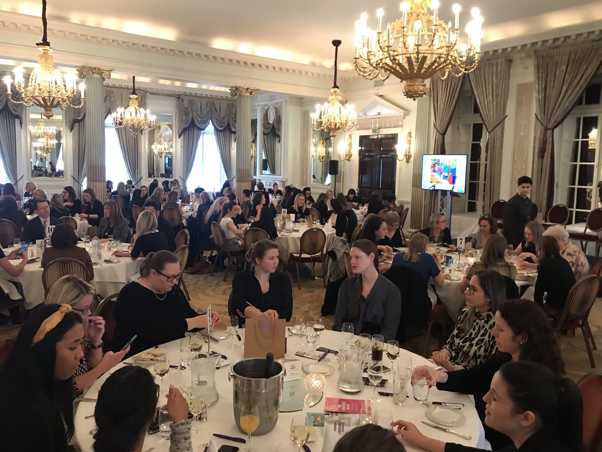 HavenHouseCH's tweet image. We are celebrating #InternationalWomensDay today at our Women in Business lunch with a discussion about the #IWD2019 theme #BalanceforBetter.