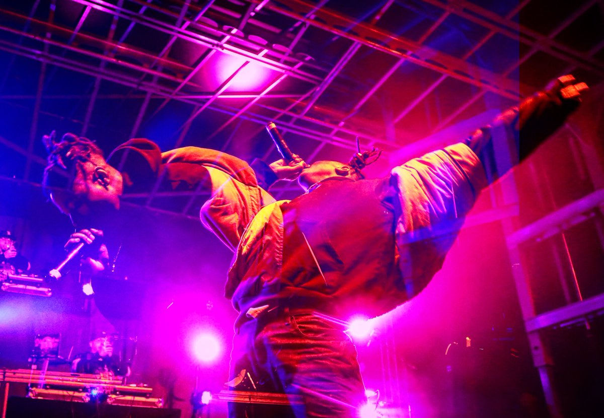 F3_Visuals's tweet photo. Out of body type of performance @joeyBADASS https://t.co/C4Fbz48ov3