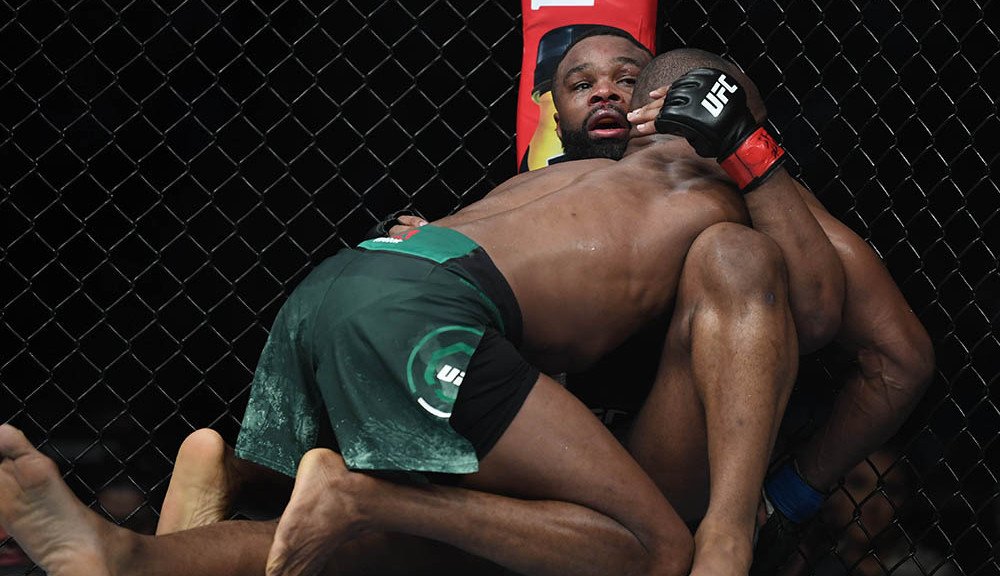 FCF_MMA's tweet photo. Dana White says Tyron Woodley looked 'less than flat' π³in #UFC 235 title loss https://t.co/7dIjHhaVhC #TyronWoodley #DanaWhite #Lessthansign https://t.co/dLSl1stx8O