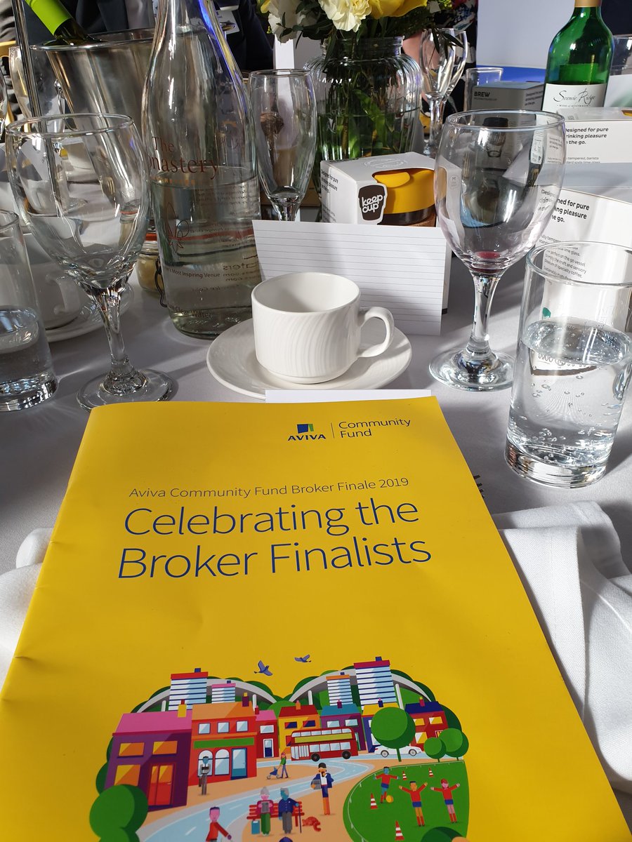 markrichardson9's tweet photo. Enjoying a lovely lunch at the @avivaplc broker community awards and reading about the incredible work done by all the finalists @AvivaBrokerUK @AvivaUK https://t.co/ett92TxWlN