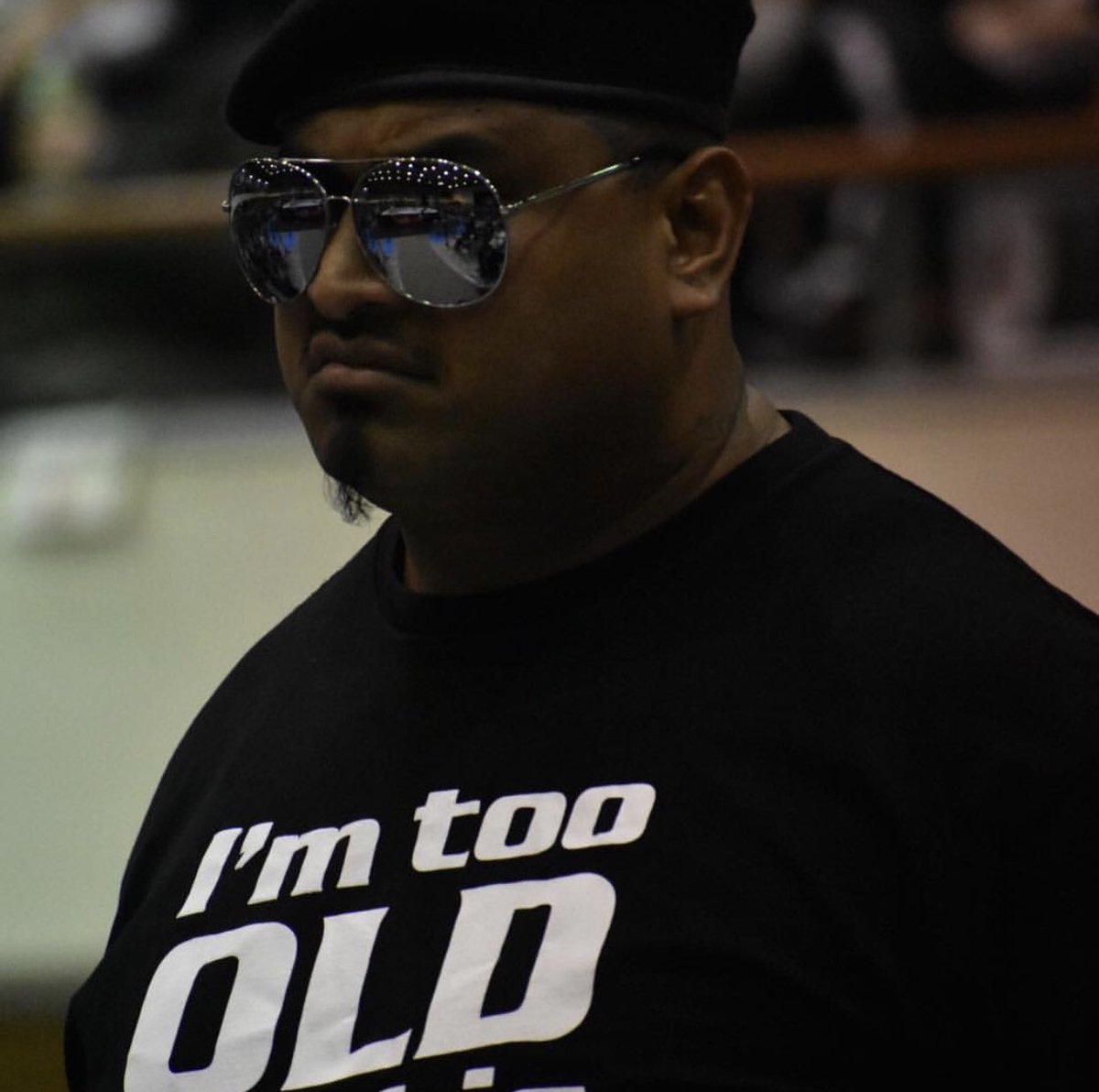 TOKSFALE's tweet image. Don’t miss your chance to be up close and personal with the #RogueGeneral and the other members of Bullet Club. #BCBP tickets are running out. Don’t get left out and buy your tickets now! Buytickets.at/bcbp @bulletclubbp