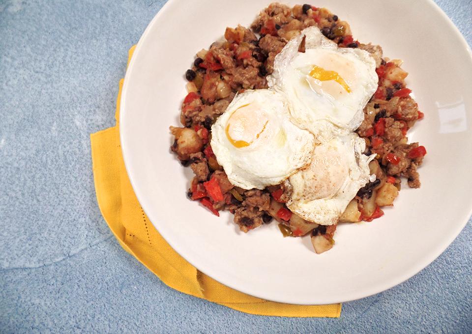 BoulderSausage's tweet image. Wake up energized with Southwestern Hash, made with our Hatch Green Chile Sausage. This hearty breakfast packs a punch of flavor and is sure to put a pep in your step that will last all day!

ow.ly/YMLG50mb4Zc

#BoulderSausage #SpiceItUp #FreshAndSimple #HealthyRecipe