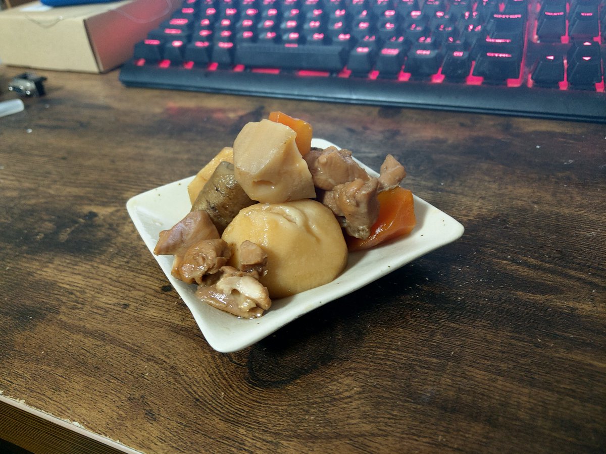 Yhmtmt على تويتر 自炊 筑前煮 里芋 ごぼう 人参 蓮 鶏肉 醤油 酒 みりんは1 1 1 大量に作ったので しばらくこれでしみじみ暮らす Yhmtmt على تويتر 自炊 筑前煮 里芋 ごぼう 人参 蓮 鶏肉 醤油 酒 みりんは1 1 1 大量に作ったので しばらくこれでしみじみ暮らす