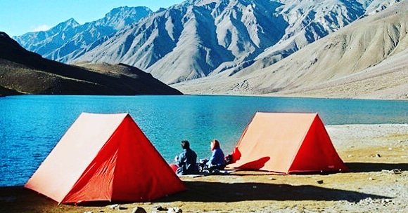 ValleySpiti's tweet photo. Formed in a crescent shape, and situated at 4,300 meters in the lap of the Himalayas, this lake is amongst the popular things to see in Spiti Valley. What makes an experience more wow-worthy there is camping by the lake with incredible views around, least for a night in Spiti https://t.co/NPJHsbSabT