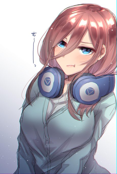 ゆうえむさんがTwitterに投稿した中野三玖(五等分の花嫁)のイラスト。