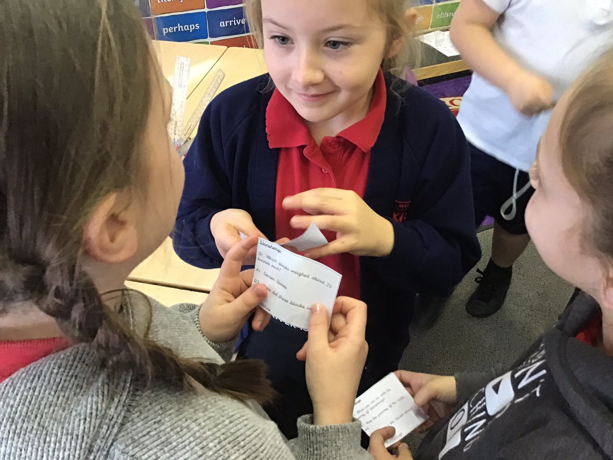 WBJYear3's tweet image. @WBJJuniorSchool Learning about Stonehenge through tell me more cards! #wbjshistory #wbjsreading #talklessteaching