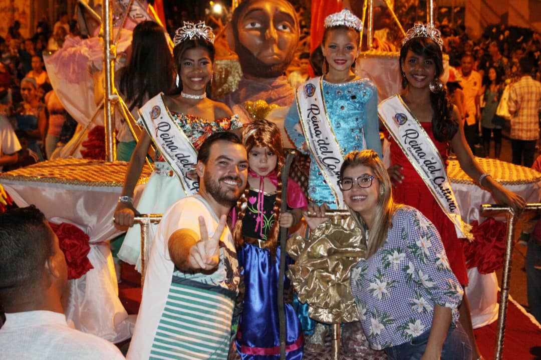 VTVcanal8's tweet photo. Alcalde de Guanta, Marcelo Galvis: “Estamos garantizando que la cultura y la tradición sean la prioridad, así como la recreación para todos los habitantes”
https://t.co/KNgQwWxnJE 

#CarnavalesExitosos2019 https://t.co/jrM2cjpJmK