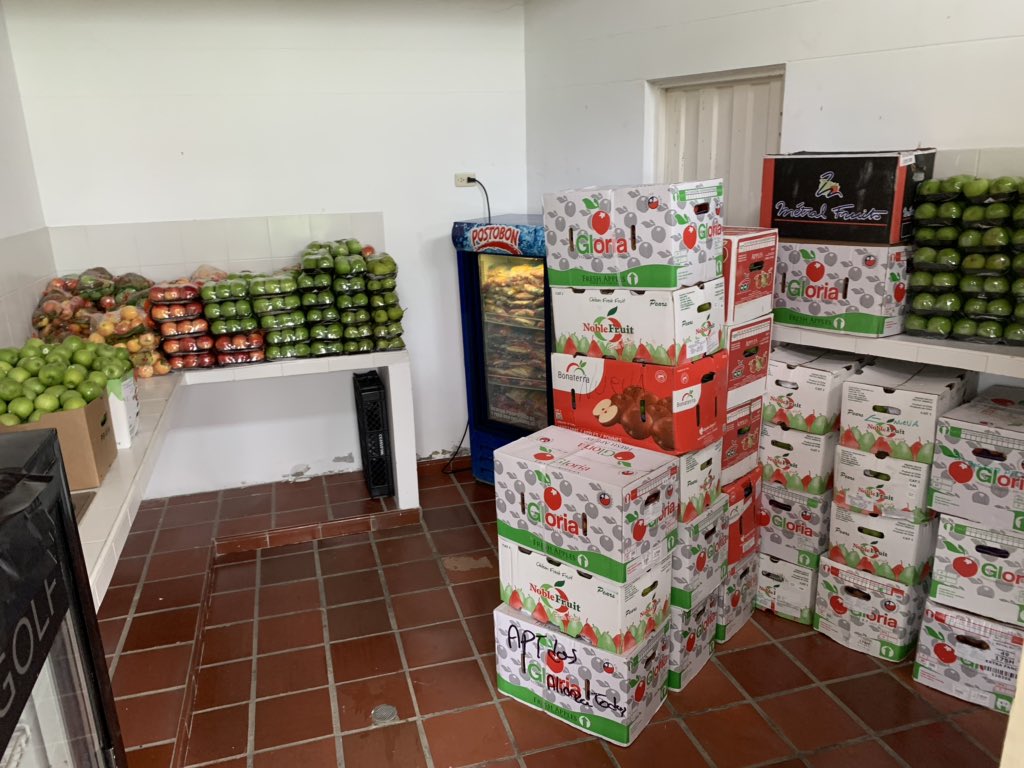 chefjoseandres's tweet photo. Another day in Cúcuta — sandwiches, hot food, fresh fruit, milk and yogurt for kids, solar lamps....we will support the “caminantes” all the way to Bucaramanga and many of the “refugios” along the way! @WCKitchen #ChefsForVenezuela https://t.co/NcyKFrykwv
