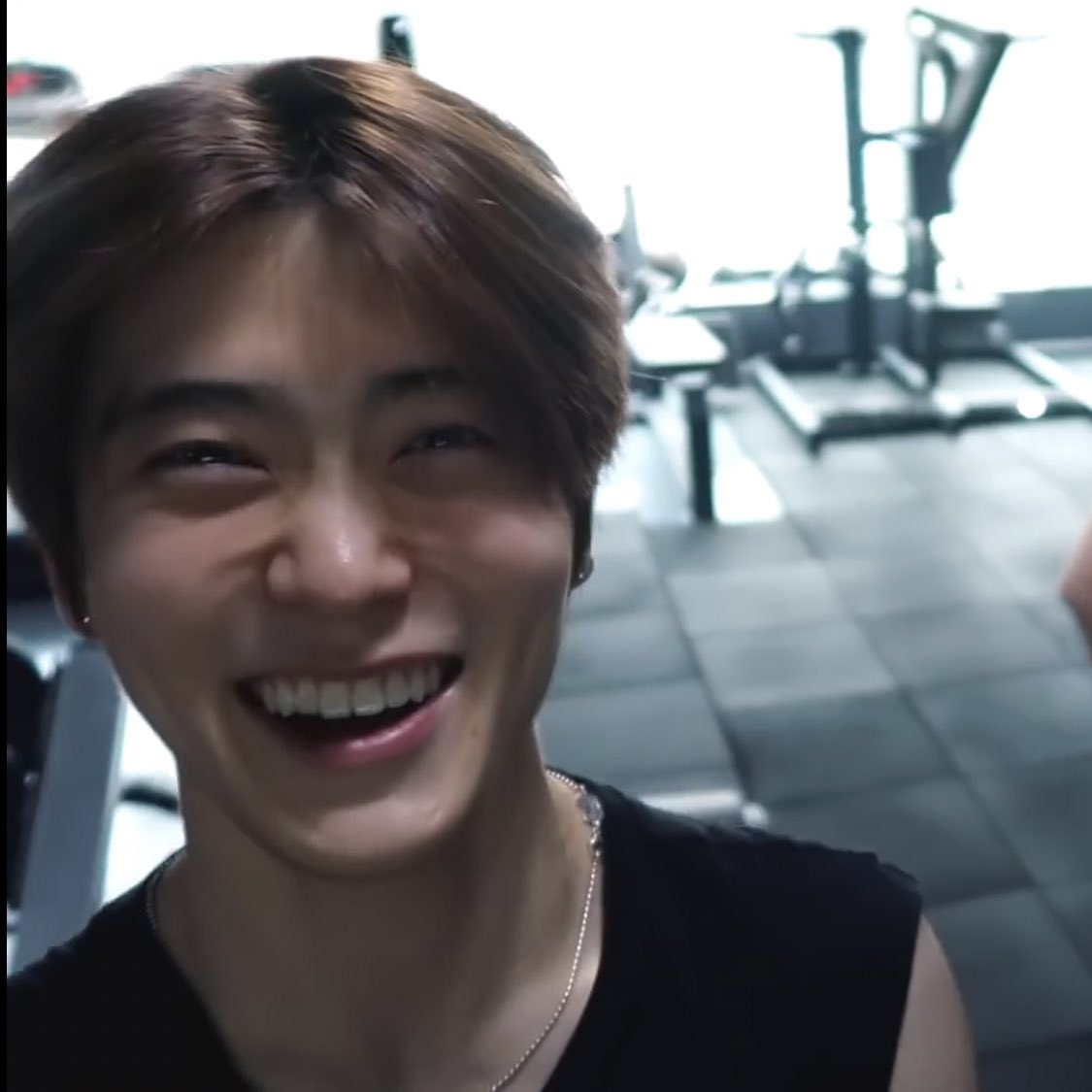 low quality jaehyun tweet media