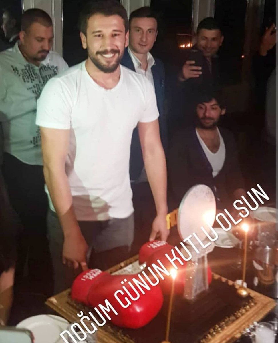 Aslan Şampiyon
MutluYıllar AdemKılıççı