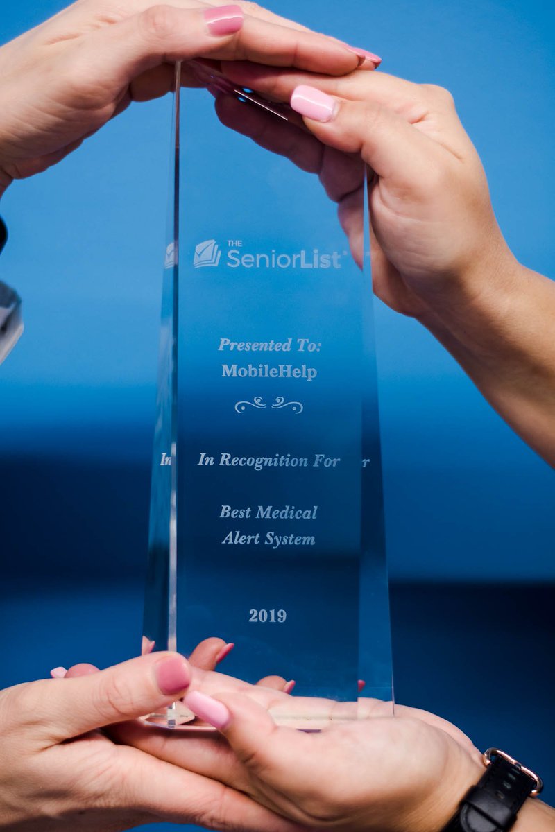 MobileHelpNow's tweet image. All hands on deck! We&apos;re so proud to be recognized as the Best Medical Alert System of 2019 by @SeniorList, we had to post it twice!

#MobileHelpHeroes #SeniorList