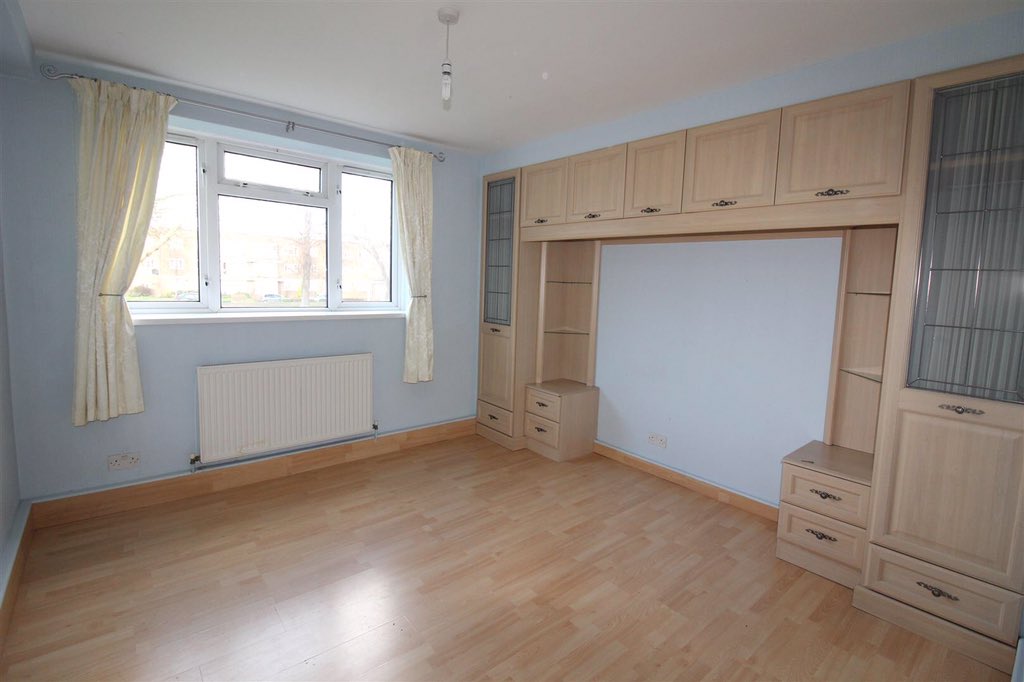 KurtisProperty's tweet photo. 2 Bedroom Flat - Purpose Built To Let in Barking
ยฃ1,175 PCM, fees apply
#2bed #2bedflat #2bedrooms #barking #Ilford #london #estateagents #property #torent #tolet #lettings #flat #eseex
Read more here https://t.co/ipMrG6j9x9 https://t.co/Ph7nnwZqFS