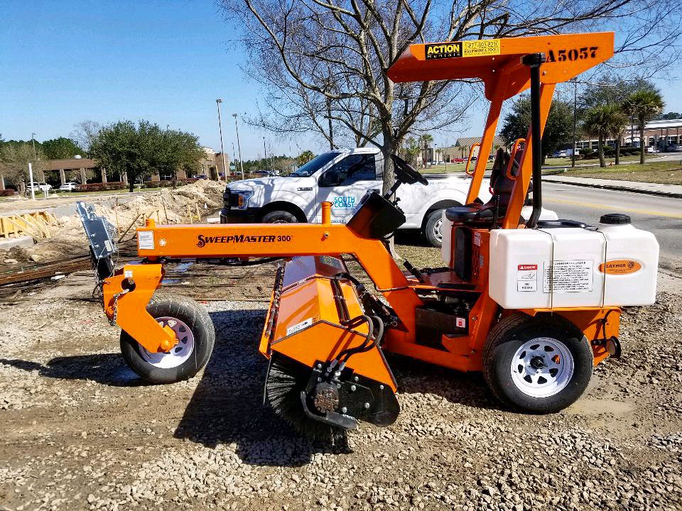 actionrents's tweet photo. Sweep through the work week with one of these big boys! #ActionEquipment #SweepMaster #takeaction #sweeper #action #florida #georgia #construction #southeast #constructionequipment https://t.co/sOui0sySe9