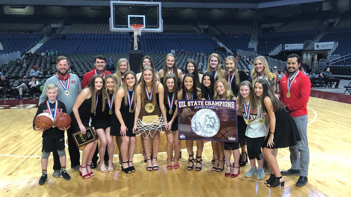 VYPEDFW's tweet photo. .@SunAndSkiSports VYPE DFW Girls Public School Basketball MVP Poll
Closes: Fri, Mar 15 at 9p #TXHSHoops

Nominees 1/5
@Myra_g15
@SaMyahSmith2022
@kendallbrown__
@randi23thompson
@mglover_
@brooke11501
@kiley_lavelle
@MckinneyRhyle
@faithhusbenet

VOTE NOW:https://t.co/WOBrKSXFZY https://t.co/JooKIGui8H