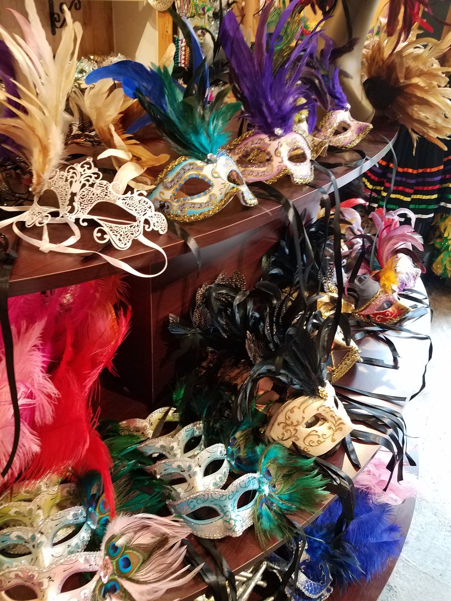 CASEAdvance's tweet photo. We're heading to #NOLA this month for our Conference for Newcomers in Development & Institute for Senior Annual Giving Pros. Learn more about our upcoming programs, join us & let the good times roll: https://t.co/5QAUcKhqrM #casecnd #casesagp #mardigras #highered #fundraising https://t.co/FkyosxXjOv