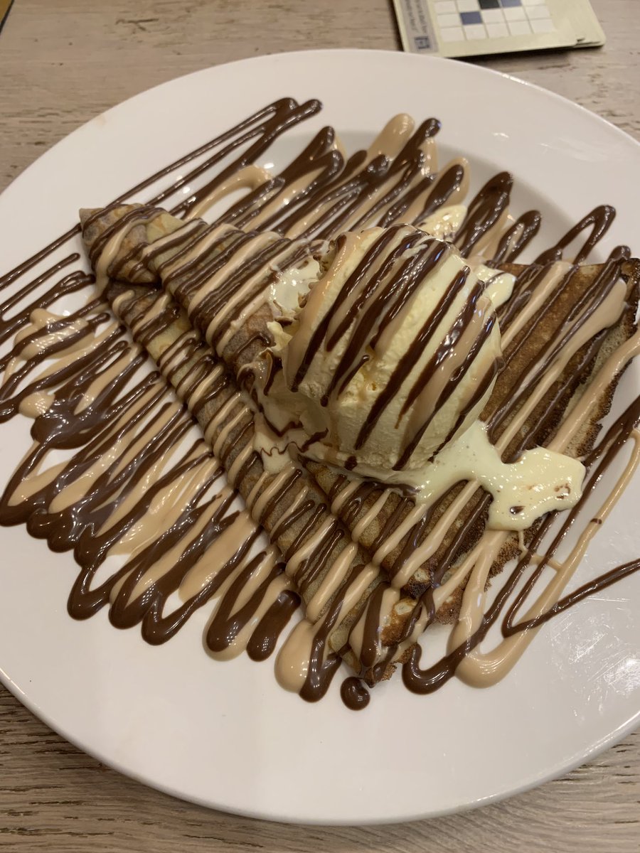 vivkeenan's tweet photo. #shovetuesday #PancakeDay @YoggieBerrie enjoying our #pancakes & playing #codinca by @BackspindleGame #BoardGames #BolusWorthy https://t.co/kJ8wtj5SyH