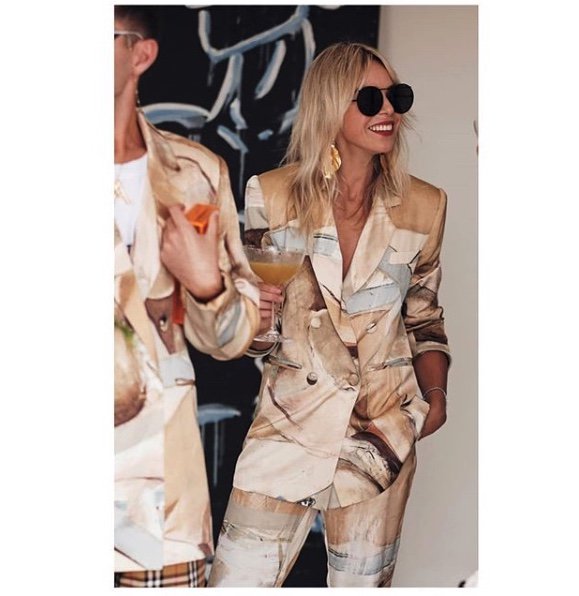 AUSFW's tweet photo. With a local cult following and celeb fans like Madonna and Kate Moss, @aje____ will open Mercedes-Benz Fashion Week Australia 2019 with a show that’s sure to be memorable.
Register for presale tickets: https://t.co/gSylimPXVe
#MBFWA #MBFWE || @mercedesbenzAU #mercedesbenz https://t.co/alIcoER6wB