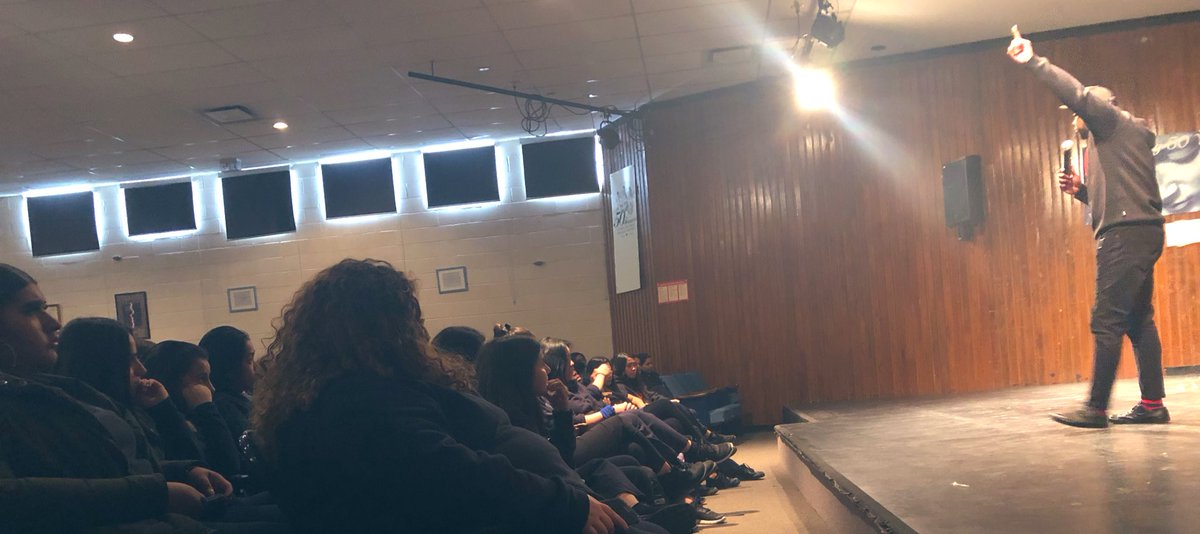 CeliaIeradi's tweet photo. BIG thanks to @ministerQQ and Cassandra for teaching @MadonnaCSS students about financial literacy, and the importance of finding your God given talent to better yourself and our world ✌🏻 https://t.co/OS69qbHxAq