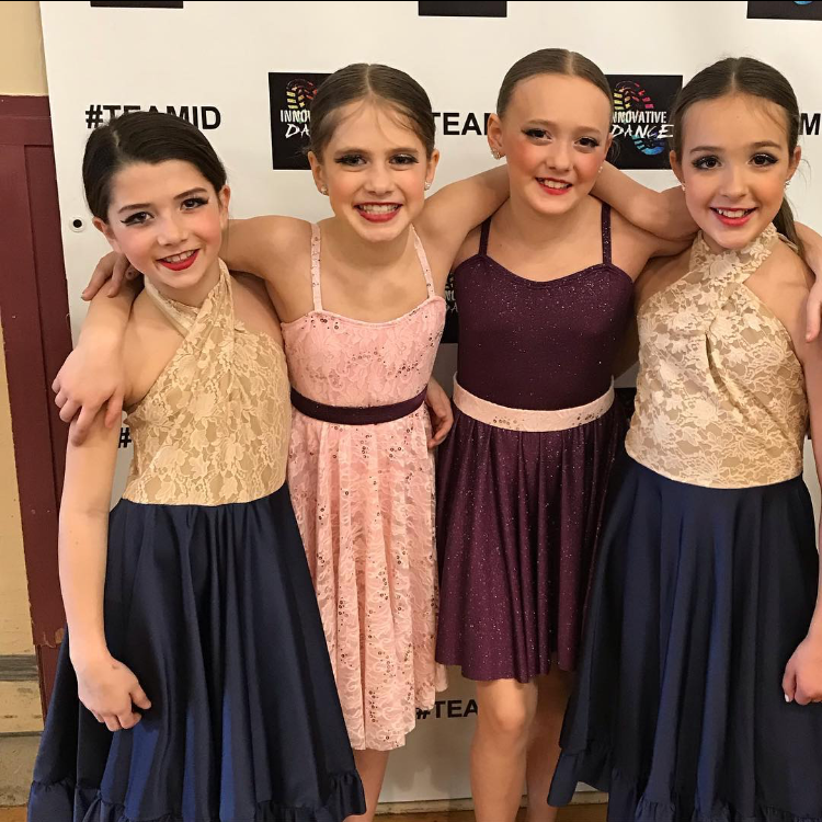 CarolynBristowe's tweet image. Level 4’s getting ready for production at pep rally!  #dance #innovativedance #peprally #family