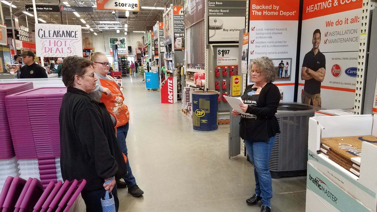 Tom Considine tweet media