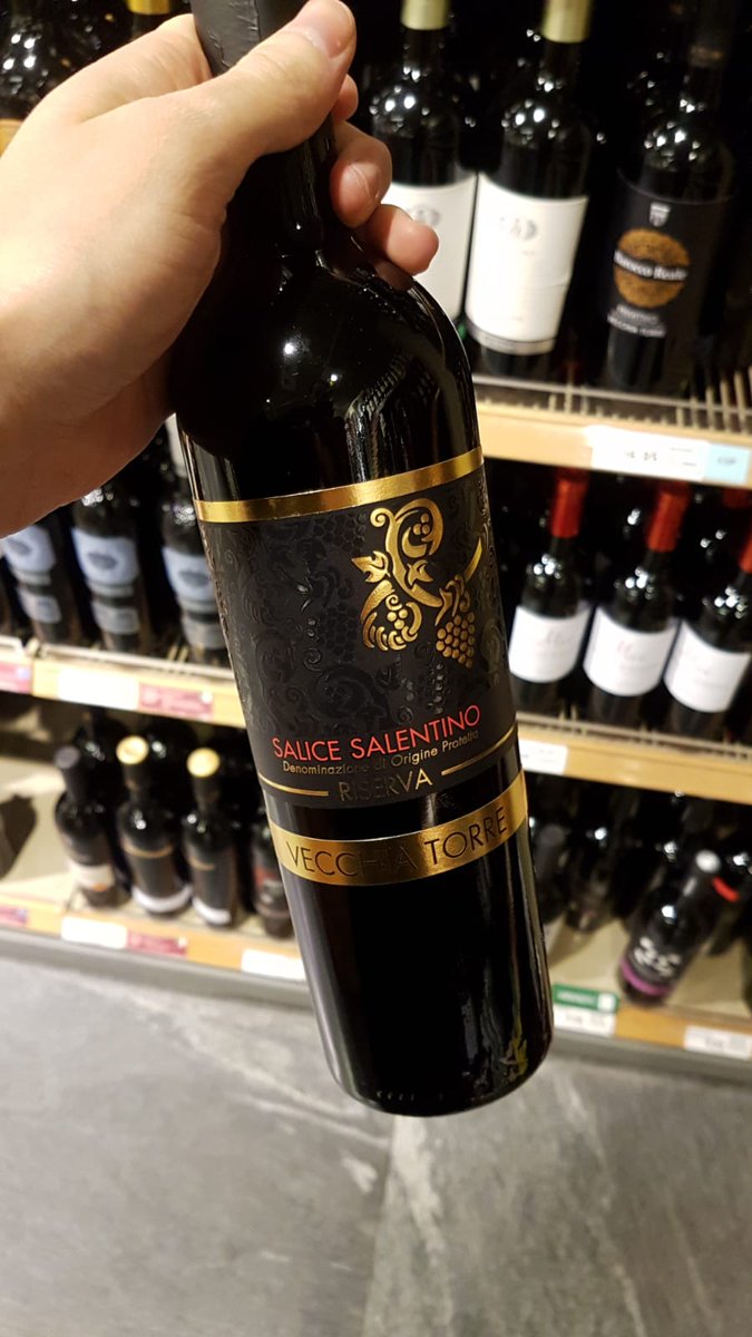 Für den #weindestages empfehlen wir: Salice Salentino! Ein herrlicher Weingenuss aus Italien!