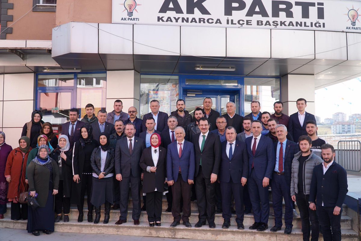 cigdemerdogantr's tweet photo. #AKPARTİ Genel Bşk Yardımcımız Sn @aliihsanyavuz54,Sakarya Mv. Sn @uncuoglurecep,İl Bşk Sn @yunustever, Kaynarca Belediye Bşk Sayın @ZeynurOzel,Kaynarca Belediye Bşk Adayımız Sn @KefliMurat ile İlçe Bşk Sn @ahmetkoseoglu54 ve Kaynarca teşkilatımızı ziyaret ettik. https://t.co/REgBtIvYD0