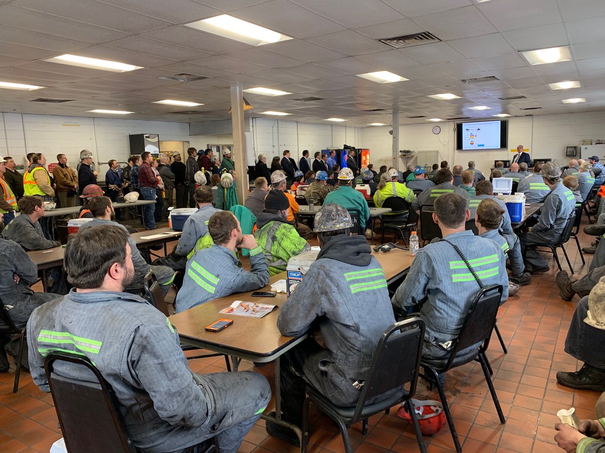 Cleveland Cliffs’ Chairman, President and CEO meeting with employees at United Taconite with a positive message about Cliffs’ future. ⁦@CLE_Cliffs⁩