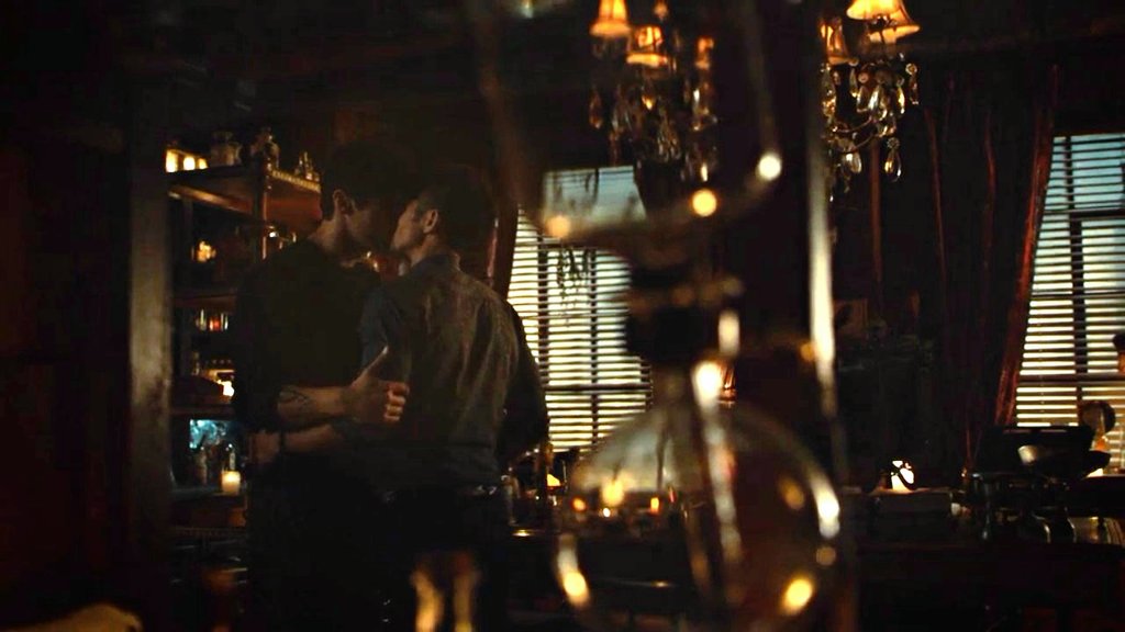 15. They are one of the healthiest most well rounded representation of a same sex couple on TV #Shadowhunters