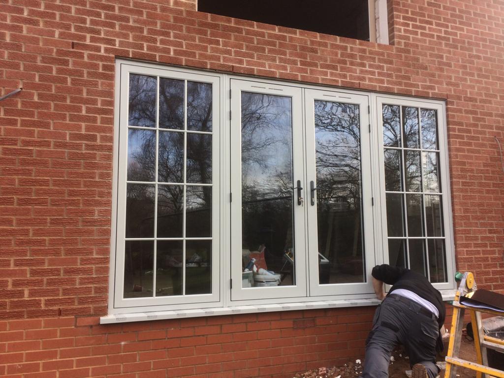 eywindows's tweet image. Busy few weeks at Ebben &amp;amp; Yorke Windows -- made a good start on this R7 project in Drayton Bassett. New build gonna look the part! #residencecollection #R7 #suttoncoldfield #luxurywindowsystems #R9 #designsupplyinstall