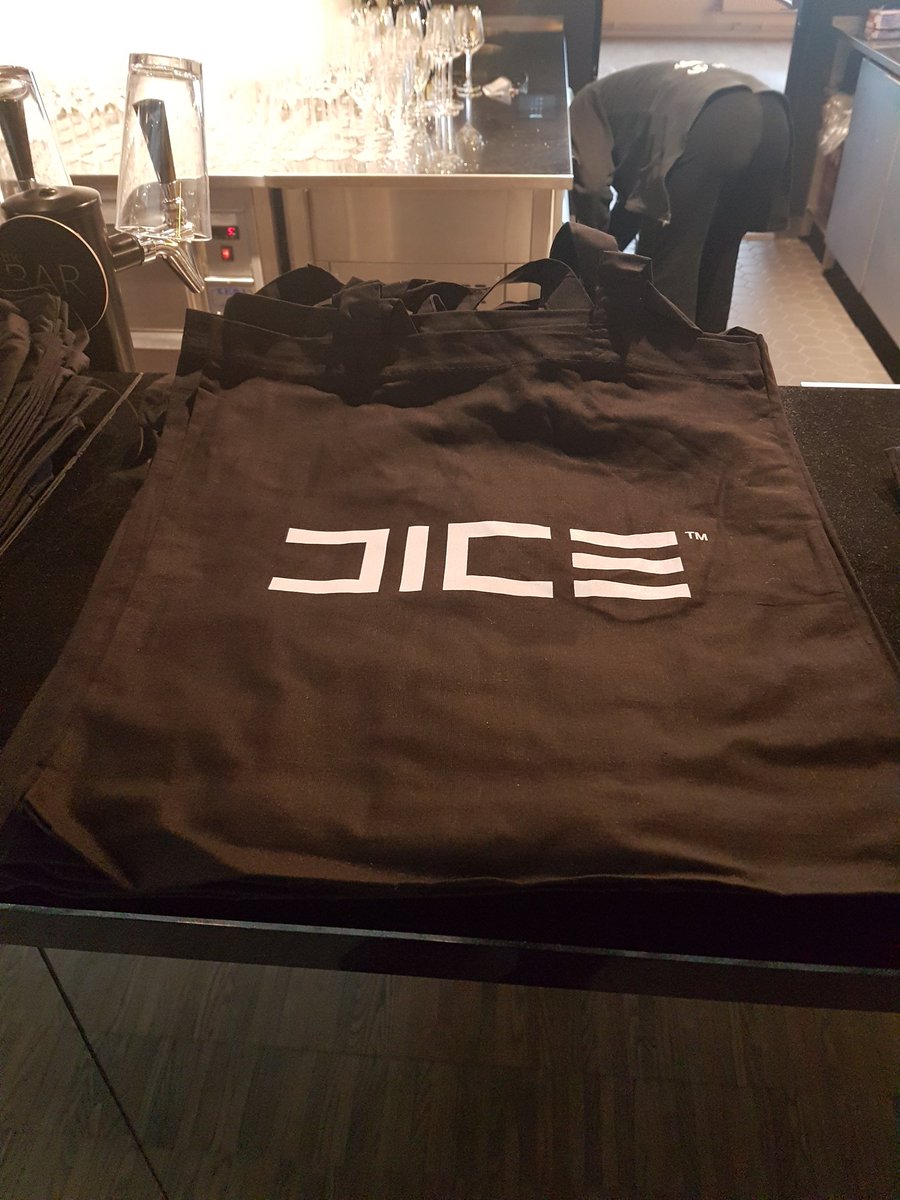 BasementRudy's tweet photo. @ DICE in Stockholm for an event.
#gamedev #Indiedev #rudysbasement https://t.co/v8TBfoiENI